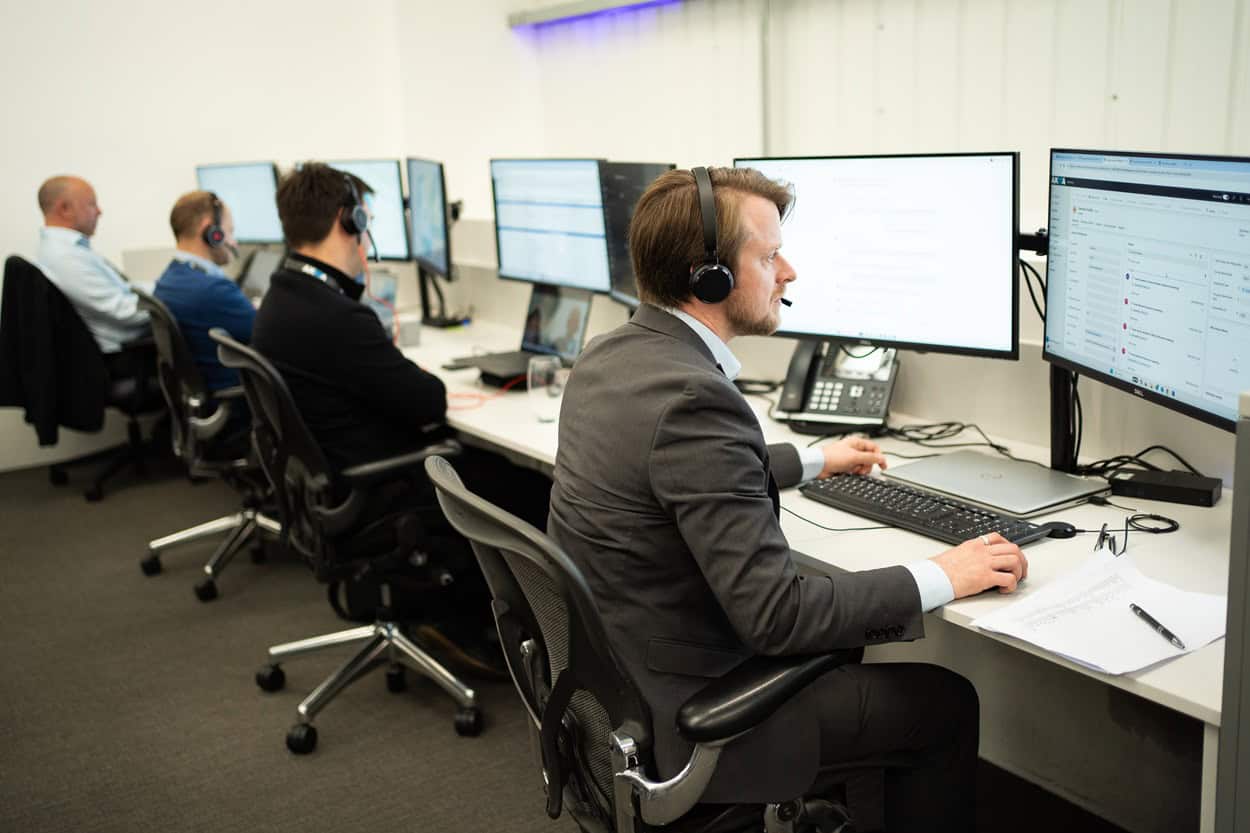 Akita consultants working